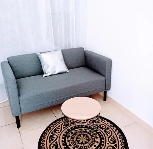 Cosy Proche Gare. * Περπινιάν